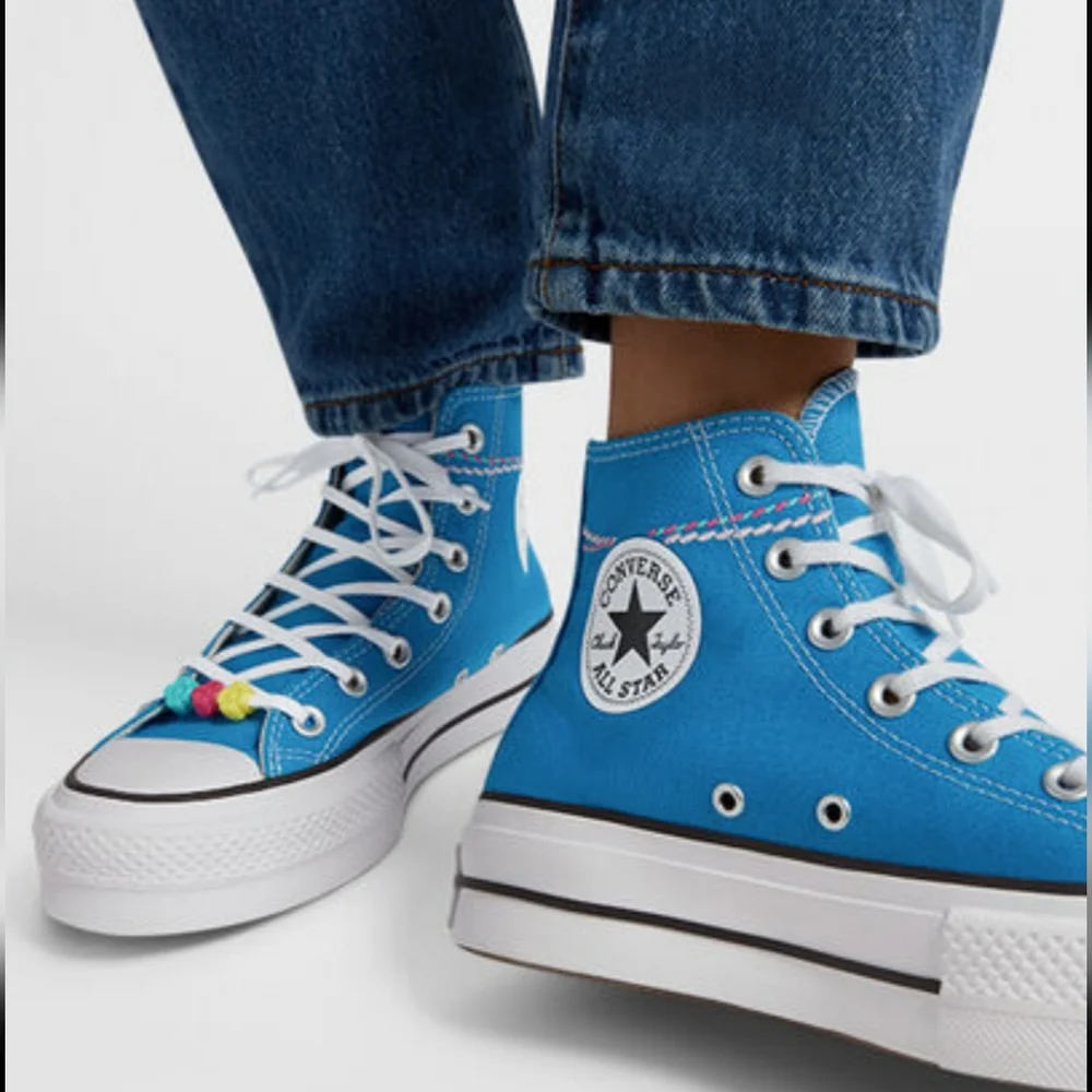 Chuck Taylor All Star Lift Platform Embroidered Bracelet Sneaker NIB - Picture 7 of 12